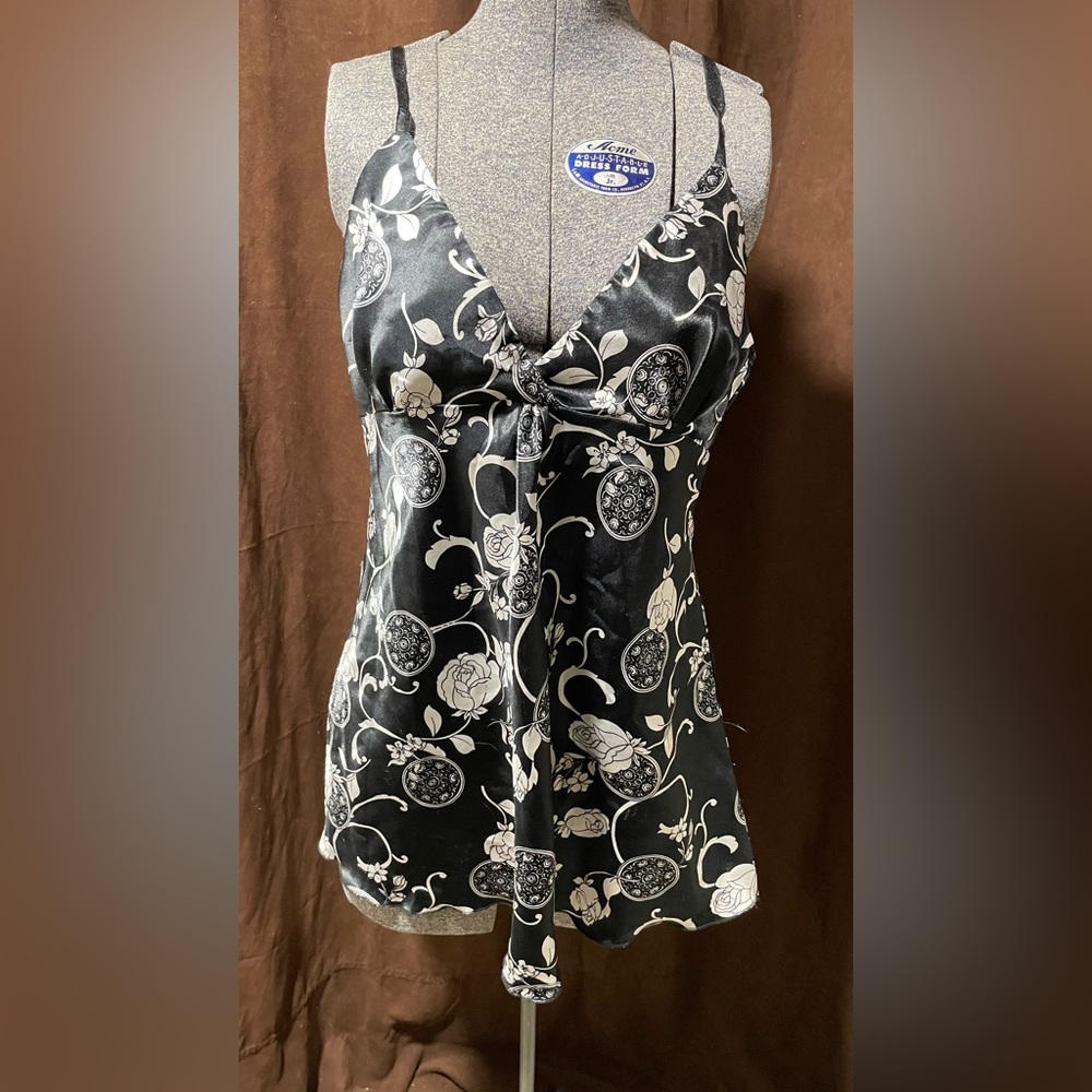 Y2K  Women’s Medium Strapy  Dress Tank Top Black/White